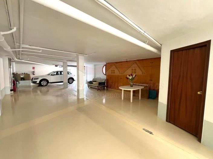 Image No.40-4 Bed Townhouse for sale