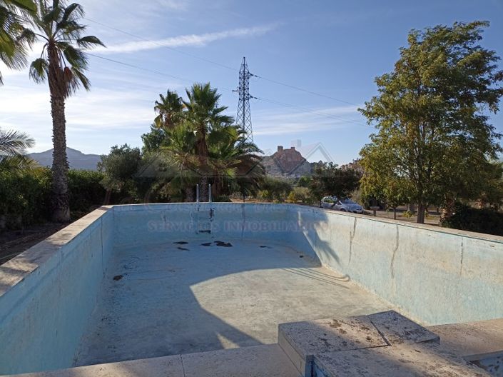 Image No.10-2 Bed Country House for sale