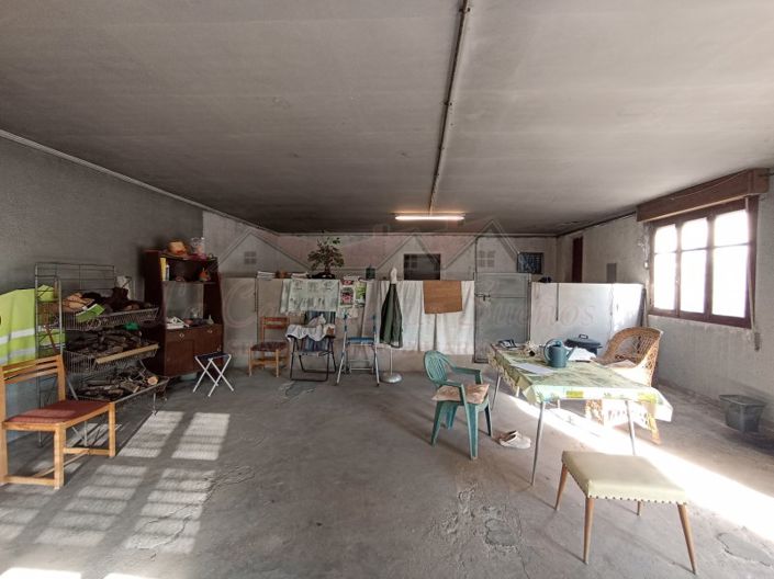 Image No.26-2 Bed Country House for sale