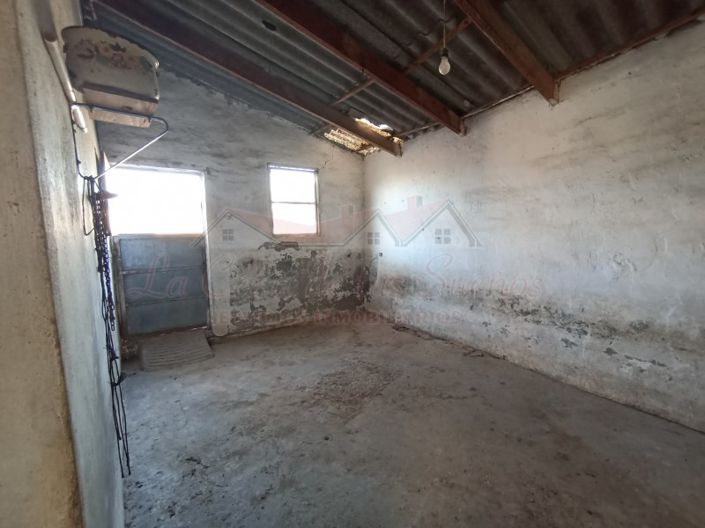 Image No.32-2 Bed Country House for sale