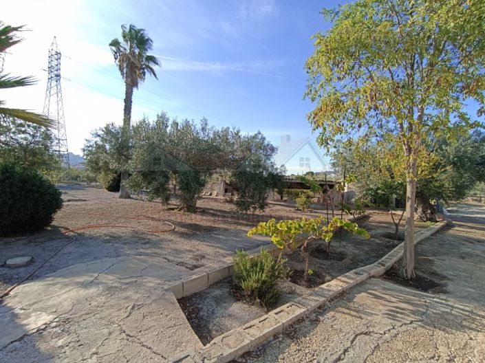 Image No.37-2 Bed Country House for sale