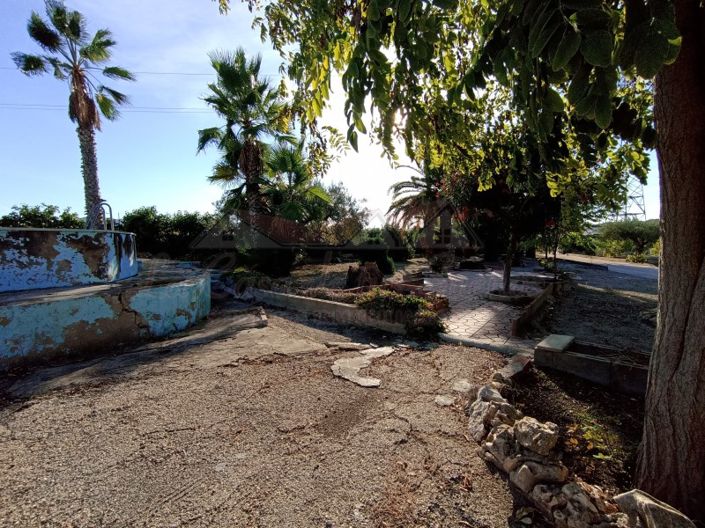 Image No.4-2 Bed Country House for sale