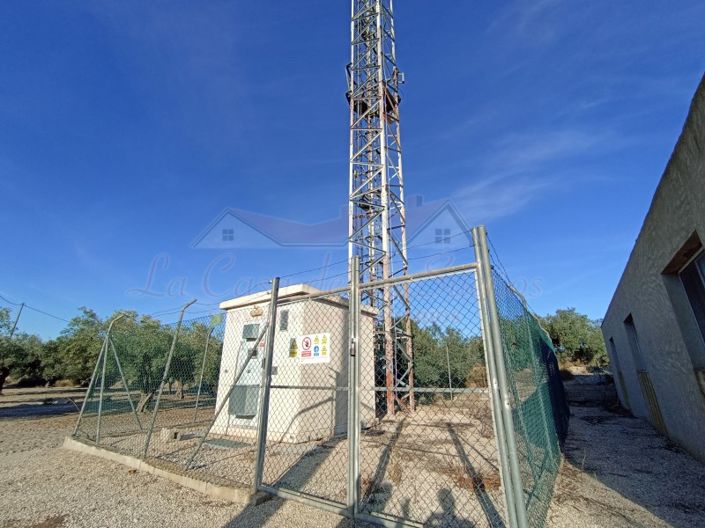 Image No.40-2 Bed Country House for sale