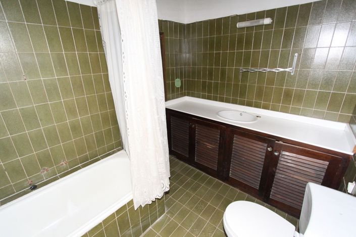 Image No.38-7 Bed Country House for sale