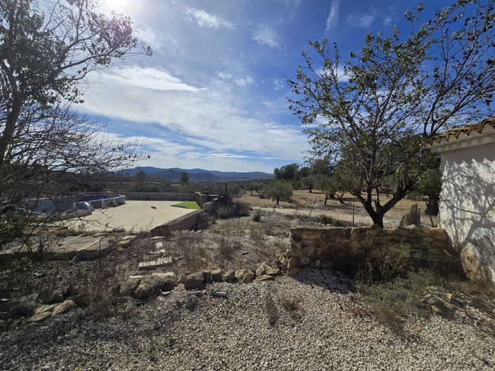 Image No.4-7 Bed Country House for sale