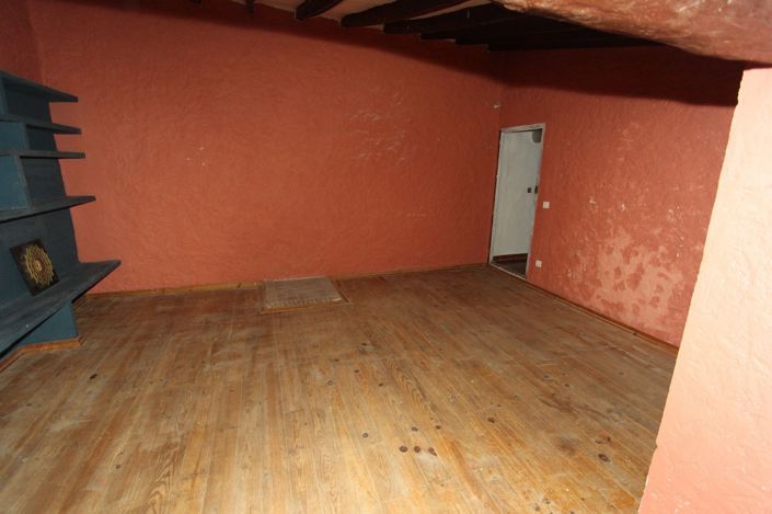 Image No.40-7 Bed Country House for sale