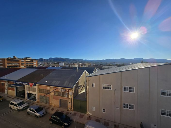 Image No.9-4 Bed Apartment for sale