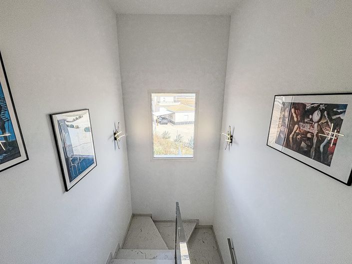 Image No.39-4 Bed Villa for sale