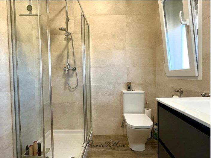 Image No.30-4 Bed Villa for sale