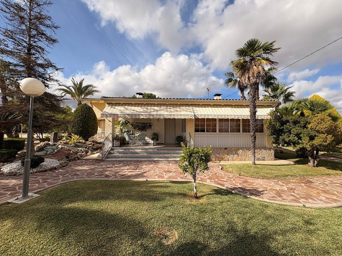 Image No.3-4 Bed Villa for sale