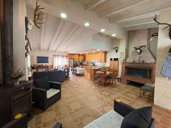 Image No.36-4 Bed Villa for sale