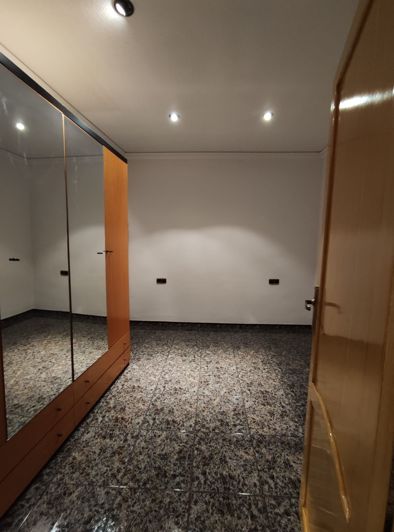 Image No.24-5 Bed Townhouse for sale