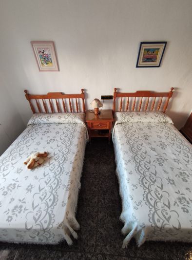 Image No.33-5 Bed Townhouse for sale