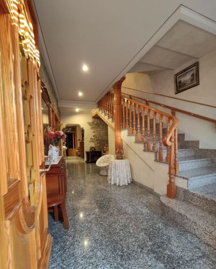 Image No.5-5 Bed Townhouse for sale