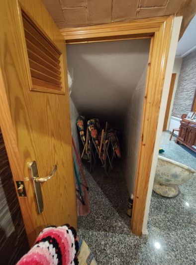 Image No.47-5 Bed Townhouse for sale