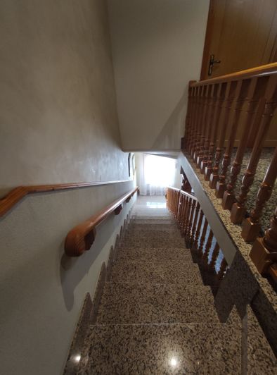 Image No.9-5 Bed Townhouse for sale