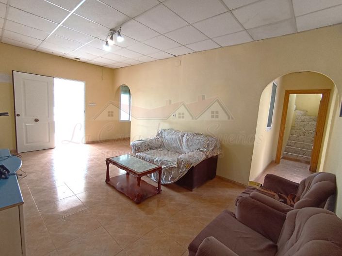 Image No.10-5 Bed Country House for sale