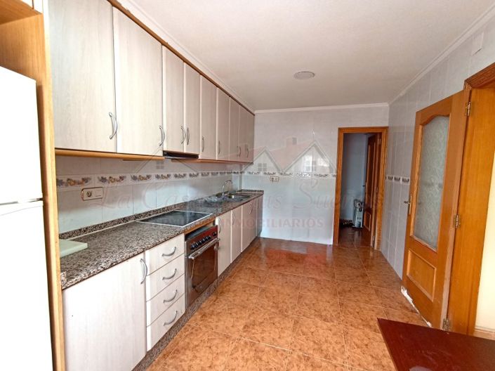 Image No.14-5 Bed Country House for sale