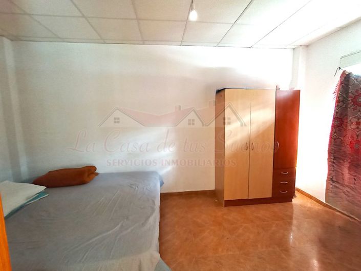 Image No.21-5 Bed Country House for sale