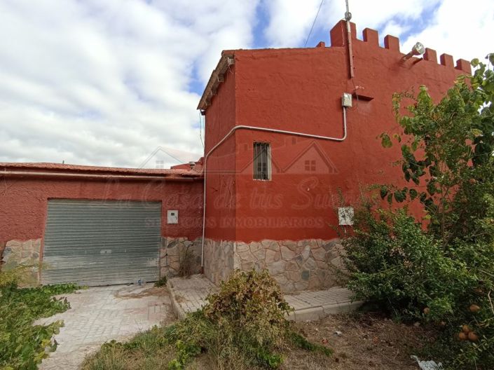 Image No.27-5 Bed Country House for sale