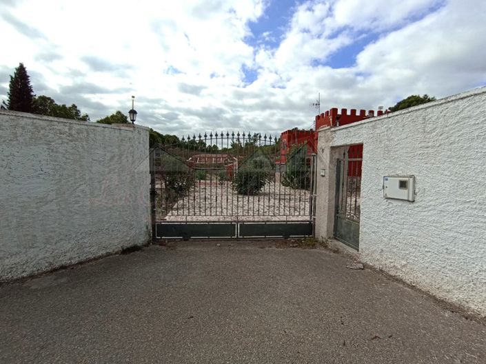 Image No.31-5 Bed Country House for sale