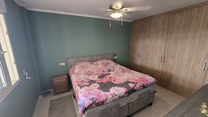 Image No.12-3 Bed Villa for sale