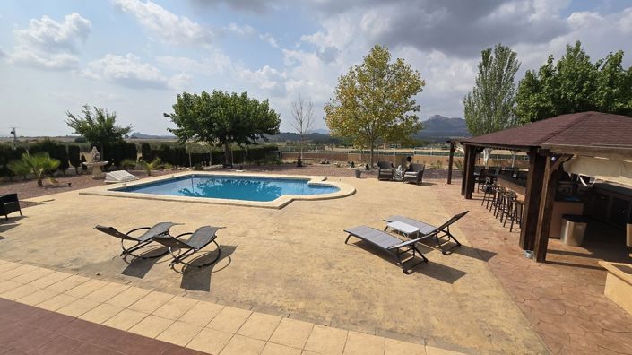 Image No.23-3 Bed Villa for sale