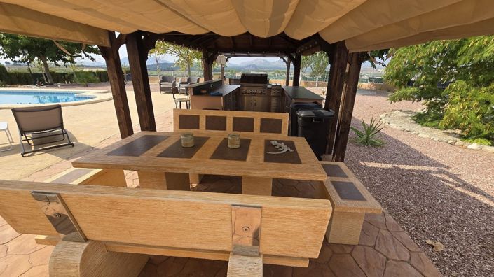 Image No.3-3 Bed Villa for sale