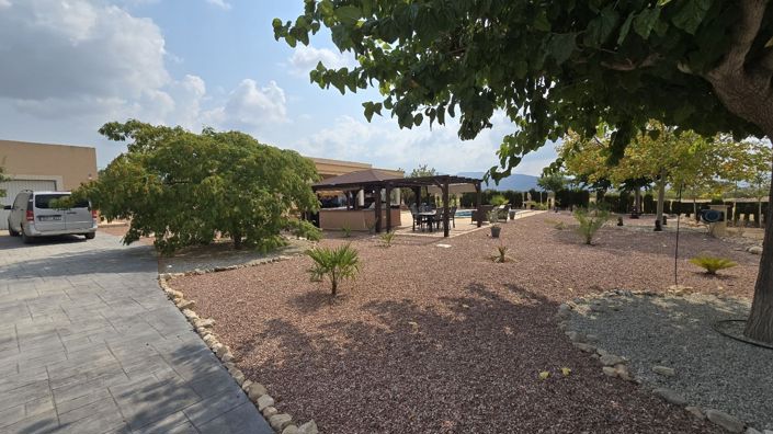 Image No.31-3 Bed Villa for sale