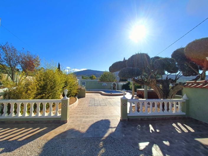 Image No.8-4 Bed Villa for sale