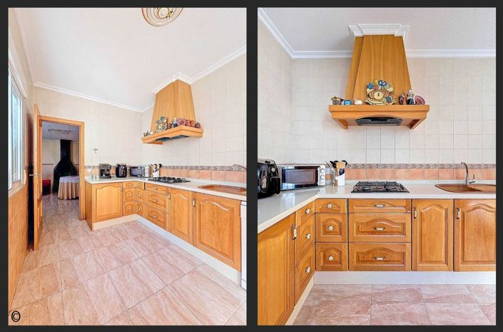 Image No.14-3 Bed Townhouse for sale