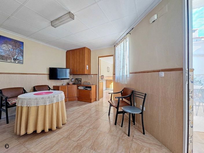 Image No.9-3 Bed Townhouse for sale