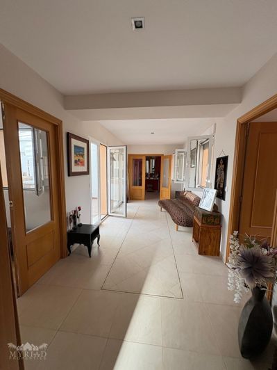 Image No.12-6 Bed Villa for sale