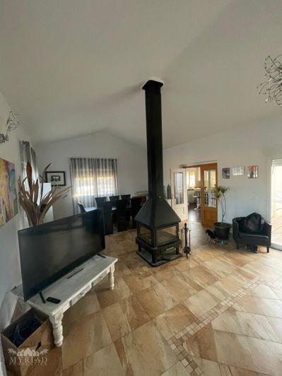 Image No.5-6 Bed Villa for sale