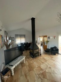 64039810f49c-98bf-45e0-a690-97a08dbda08e