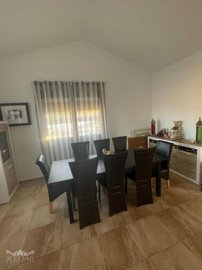 6403fe437dd4-dad5-4414-8950-1d59e046a834