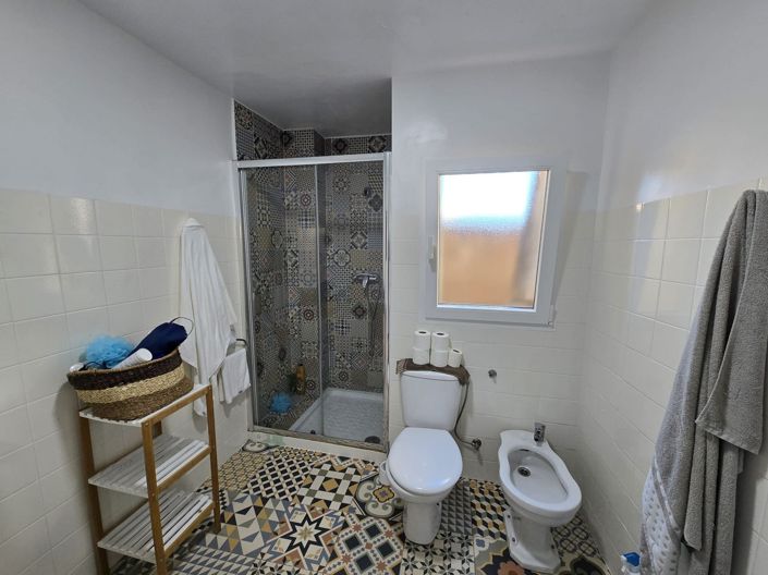 Image No.17-3 Bed Apartment for sale