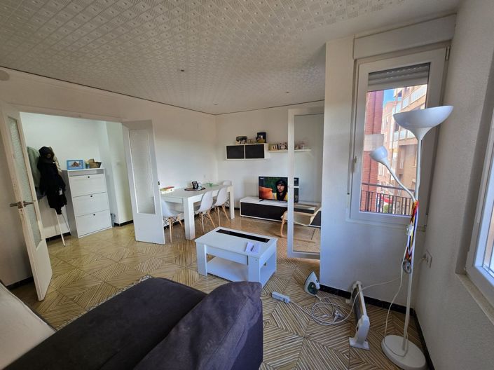 Image No.5-Appartement de 3 chambres à vendre à Sax