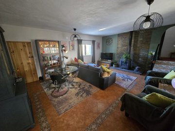 wimg-20251126-wa0023