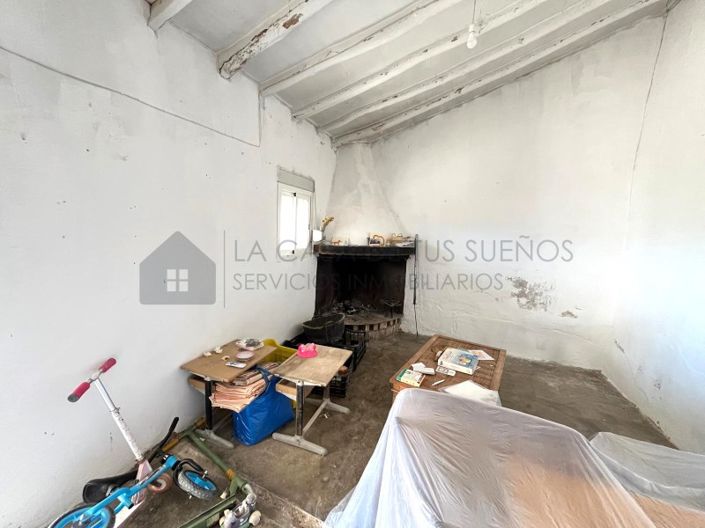 Image No.11-2 Bed Country House for sale