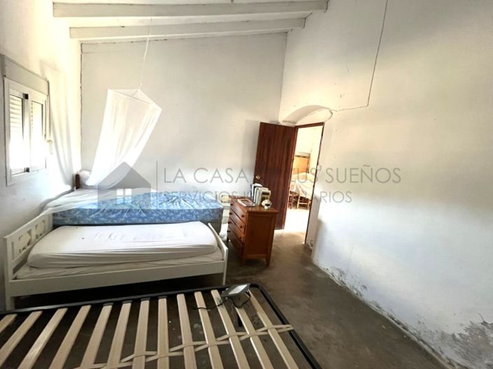 Image No.14-2 Bed Country House for sale