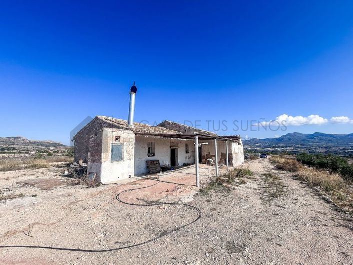 Image No.26-2 Bed Country House for sale