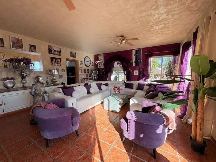 Image No.26-8 Bed Villa for sale