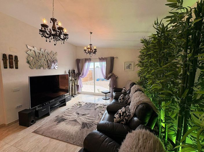 Image No.30-8 Bed Villa for sale