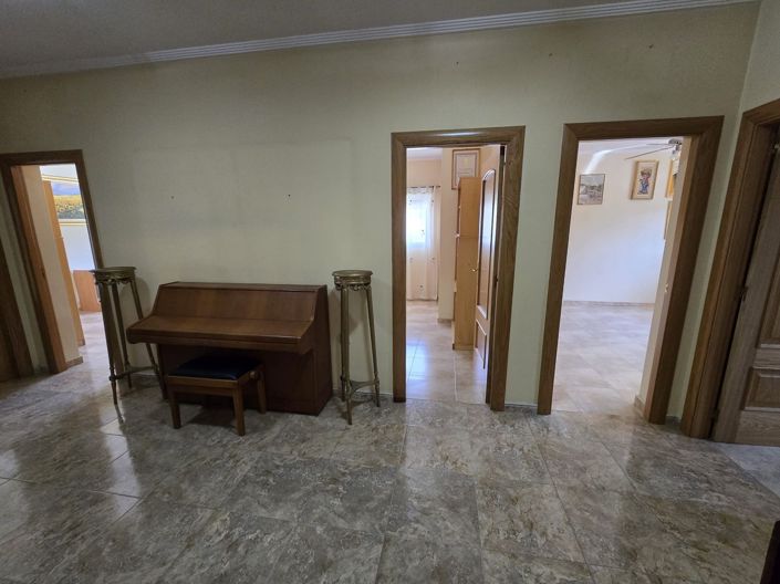 Image No.23-4 Bed Villa for sale