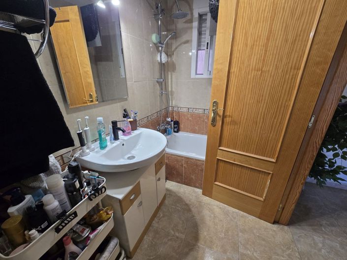 Image No.16-3 Bed Apartment for sale