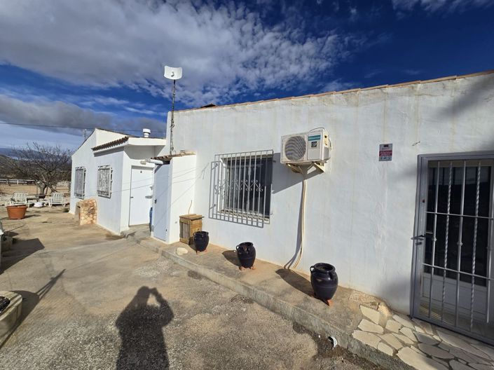 Image No.10-3 Bed Villa for sale