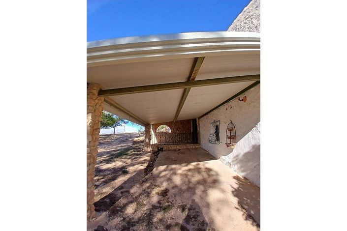 Image No.7-6 Bed Country House for sale