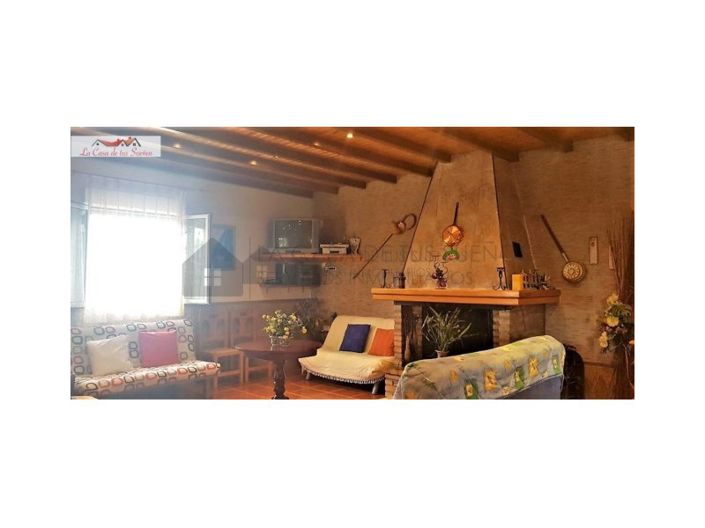 Image No.4-Maison de campagne de 1 chambre à vendre à Sax