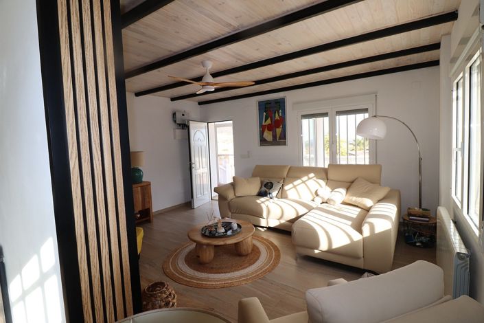 Image No.29-4 Bed Villa for sale